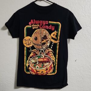 Trick R TREAT Graphic T-Shirt